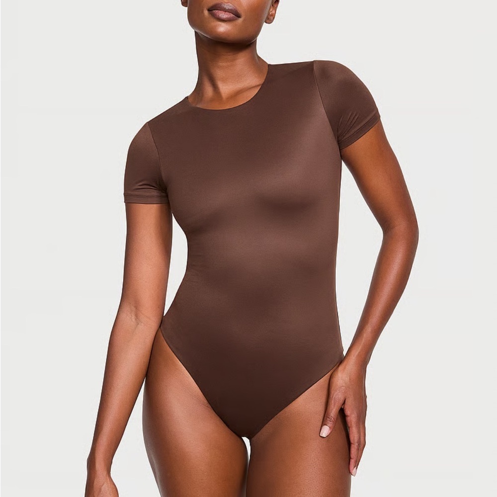 Victoria’s Secret Bodywear by Victoria FeatherSoft Short-Sleeve Bodysuit XS